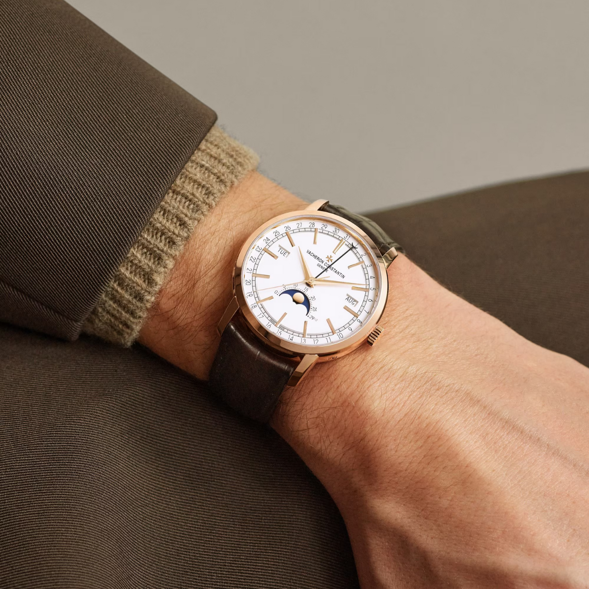 Vacheron Constantin Watches - TRADITIONNELLE COMPLETE CALENDAR | Manfredi Jewels