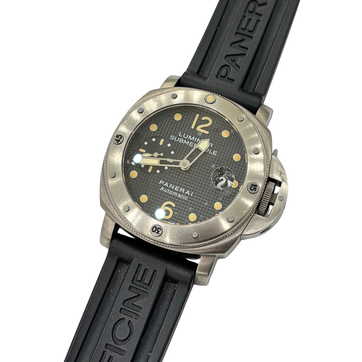 Pre-Owned Panerai Submersible PAM00025