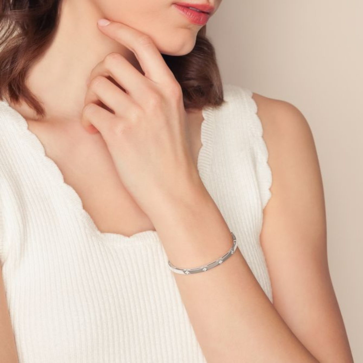 Roberto Coin Jewelry - Love In Verona 18K White Gold Small Width Diamond Accent Bangle Bracelet | Manfredi Jewels