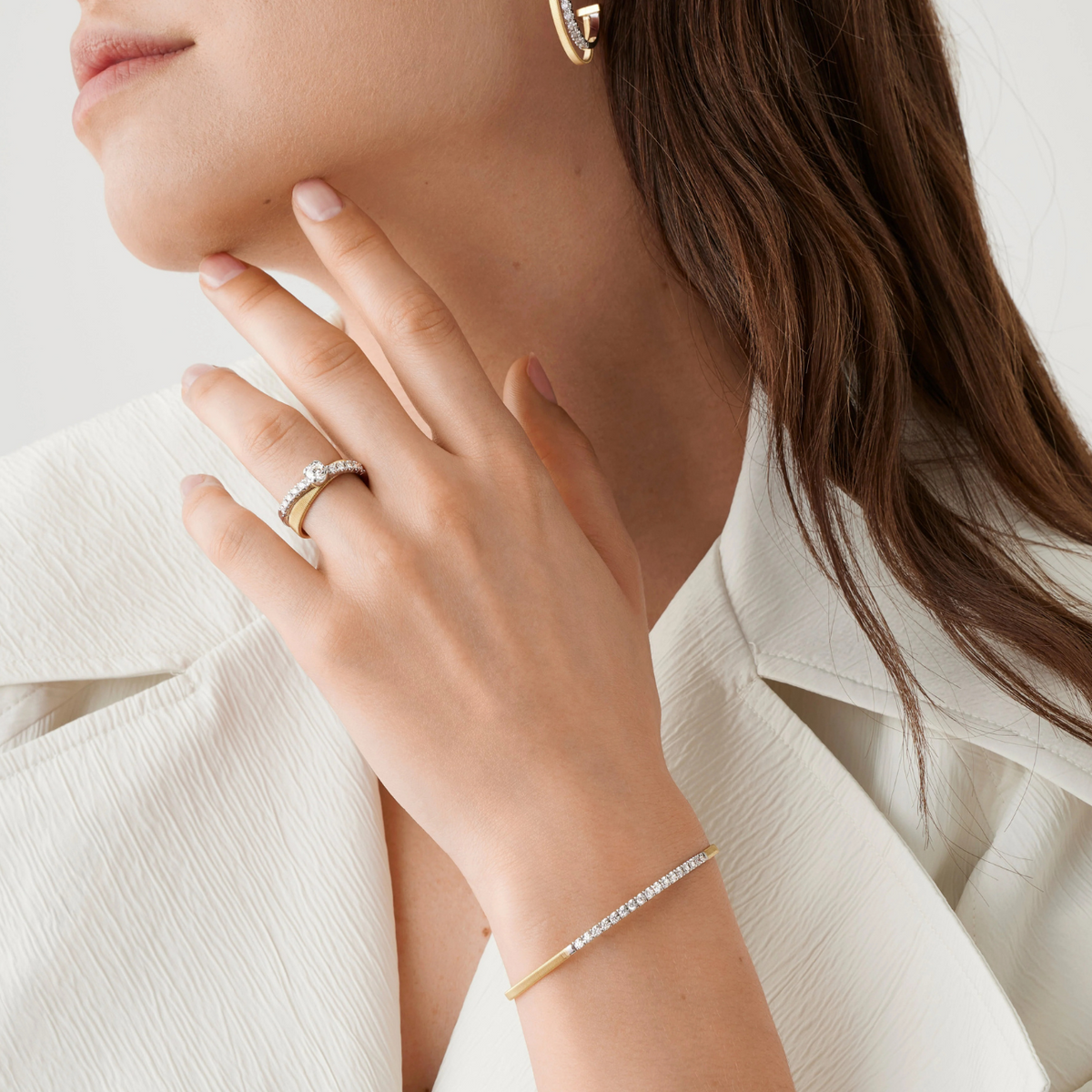 Marco Bicego Bracelet - Masai 18K Yellow Gold Small Stackable Bracelet With Diamond Bar | Manfredi Jewels