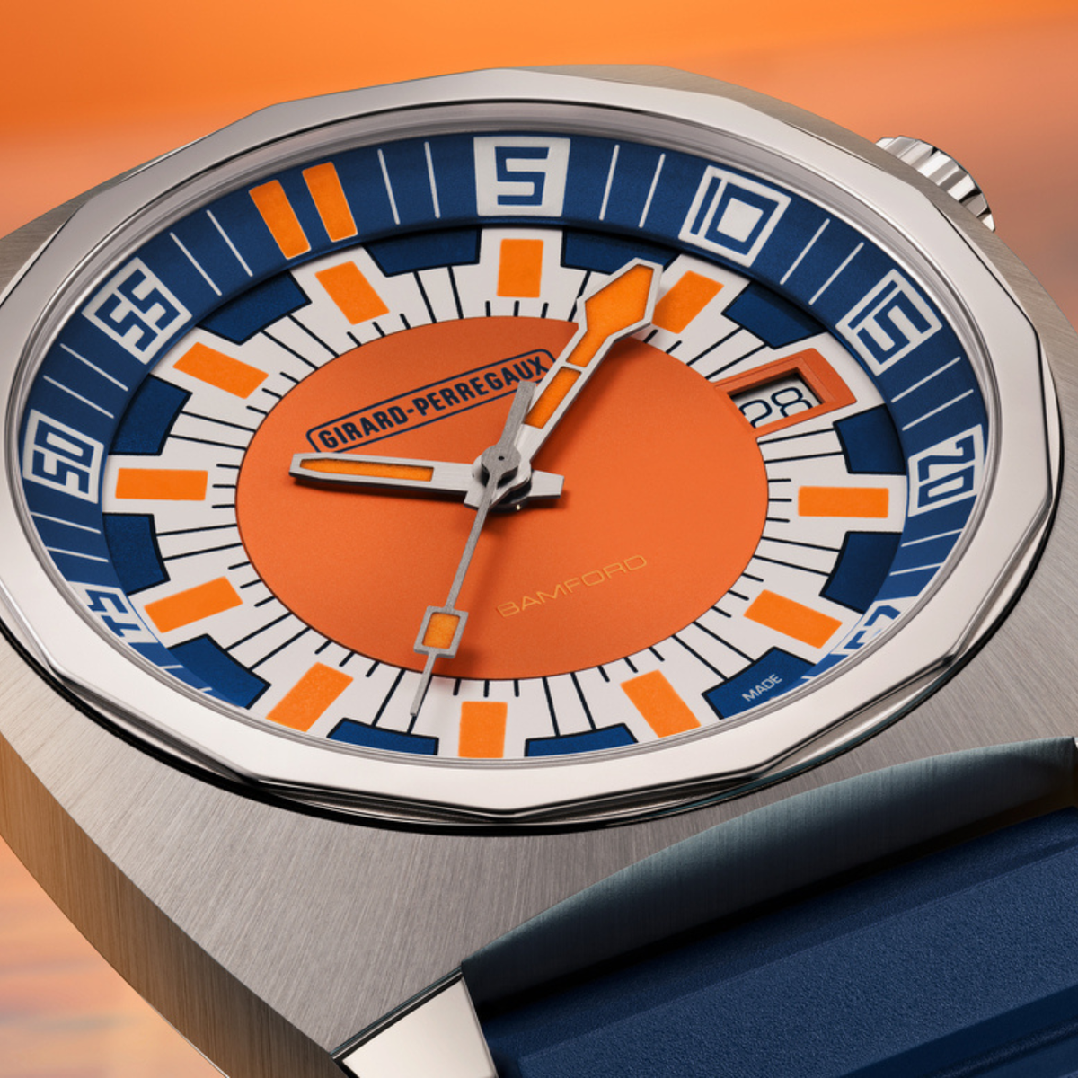 Girard-Perregaux New Watches - DEEP DIVER | Manfredi Jewels