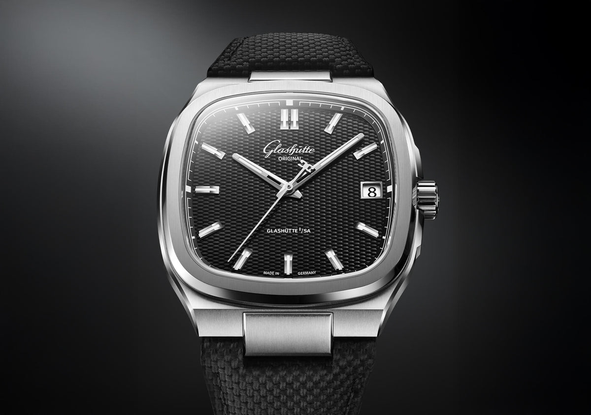 Glashütte Original 70s Vinyl Record Limited Edition 1-36-10-04-02-86 | Manfredi Jewels