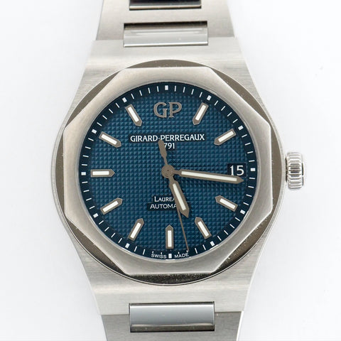 Laureato in Stainless Steel