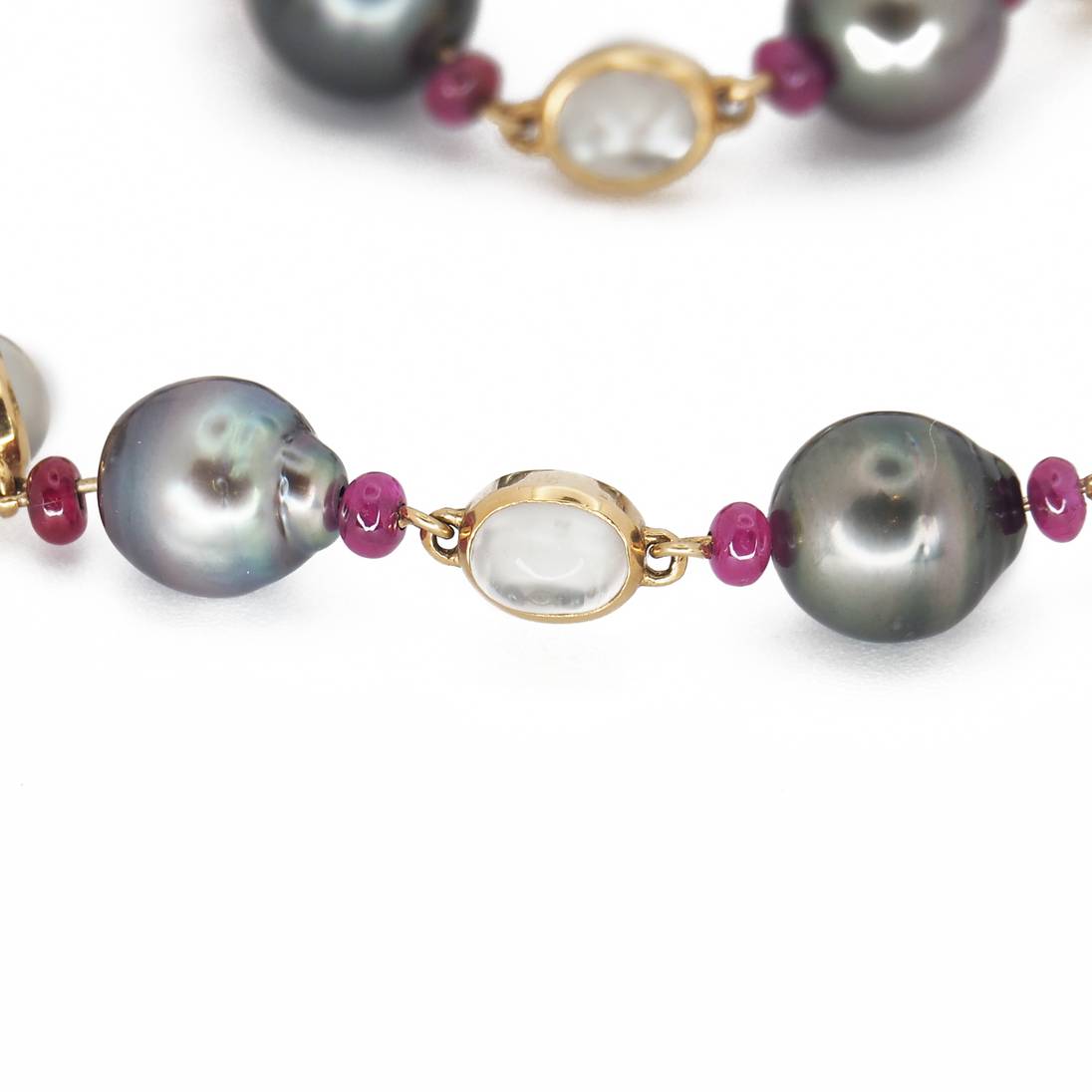 Estate Jewelry Jewelry - 18K Yellow Gold Tahitian Pearl Moonstone and Ruby Long Necklace | Manfredi Jewels