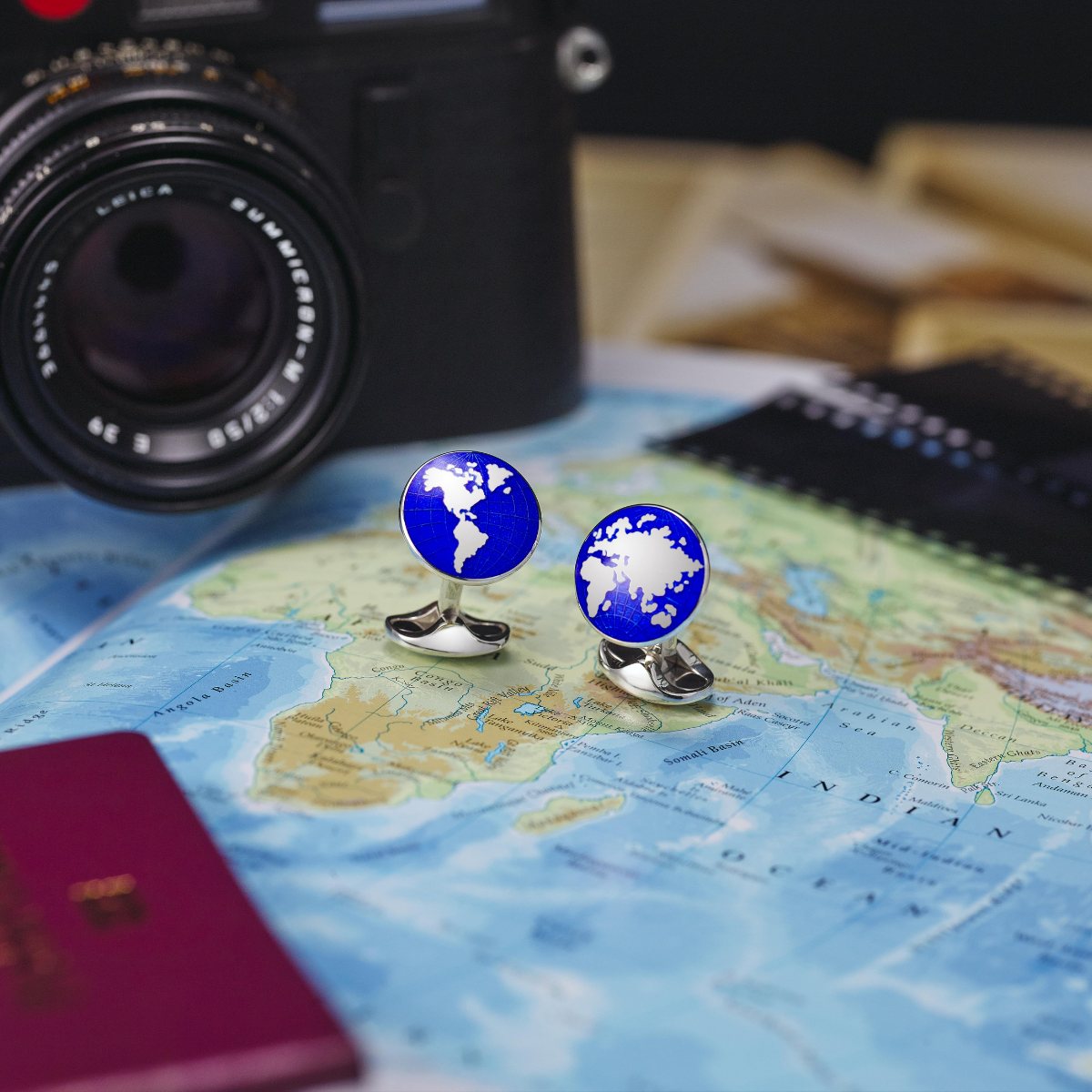 Deakin & Francis Accessories - Sterling Silver Round Blue Enamel World Cufflinks | Manfredi Jewels