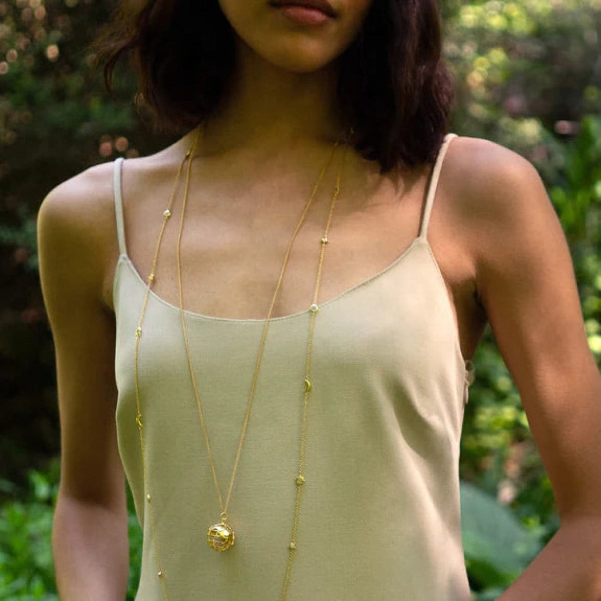 Monica Rich Kosann Jewelry - My Earth 18K Yellow Gold Set a Diamond Anywhere in the World Charm Necklace | Manfredi Jewels