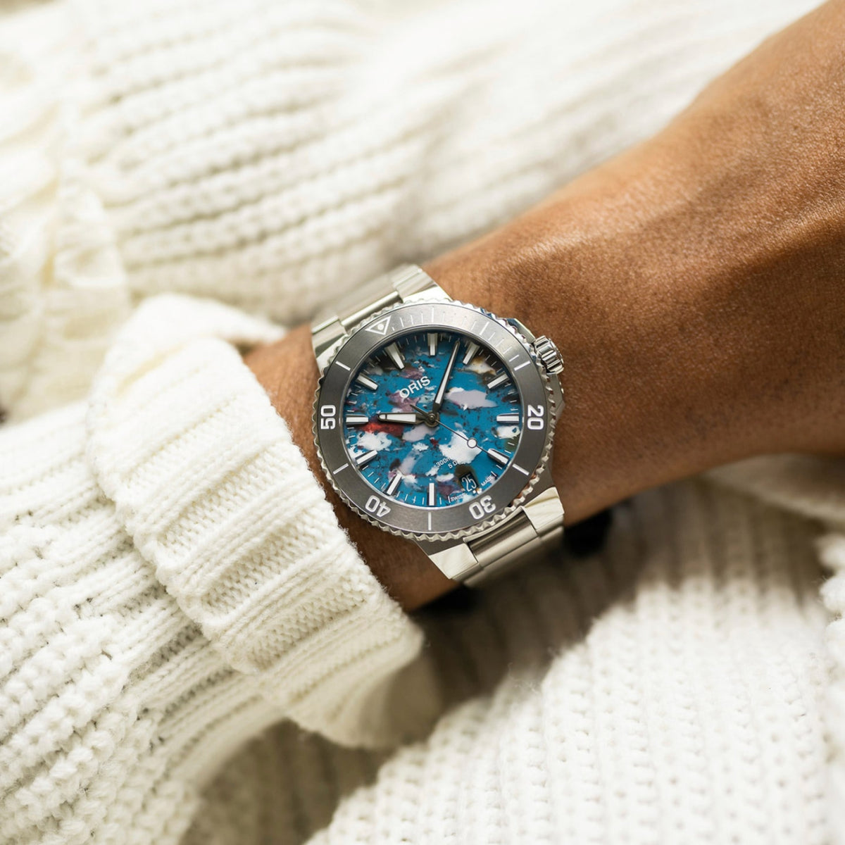 Oris Watches - AQUIS DATE UPCYCLE CALIBRE 400 | Manfredi Jewels