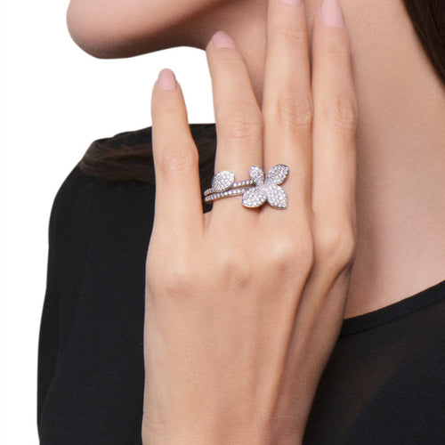 Pasquale Bruni Jewelry - Petit Garden 18K White Gold Pavé Diamond Flower Ring | Manfredi Jewels