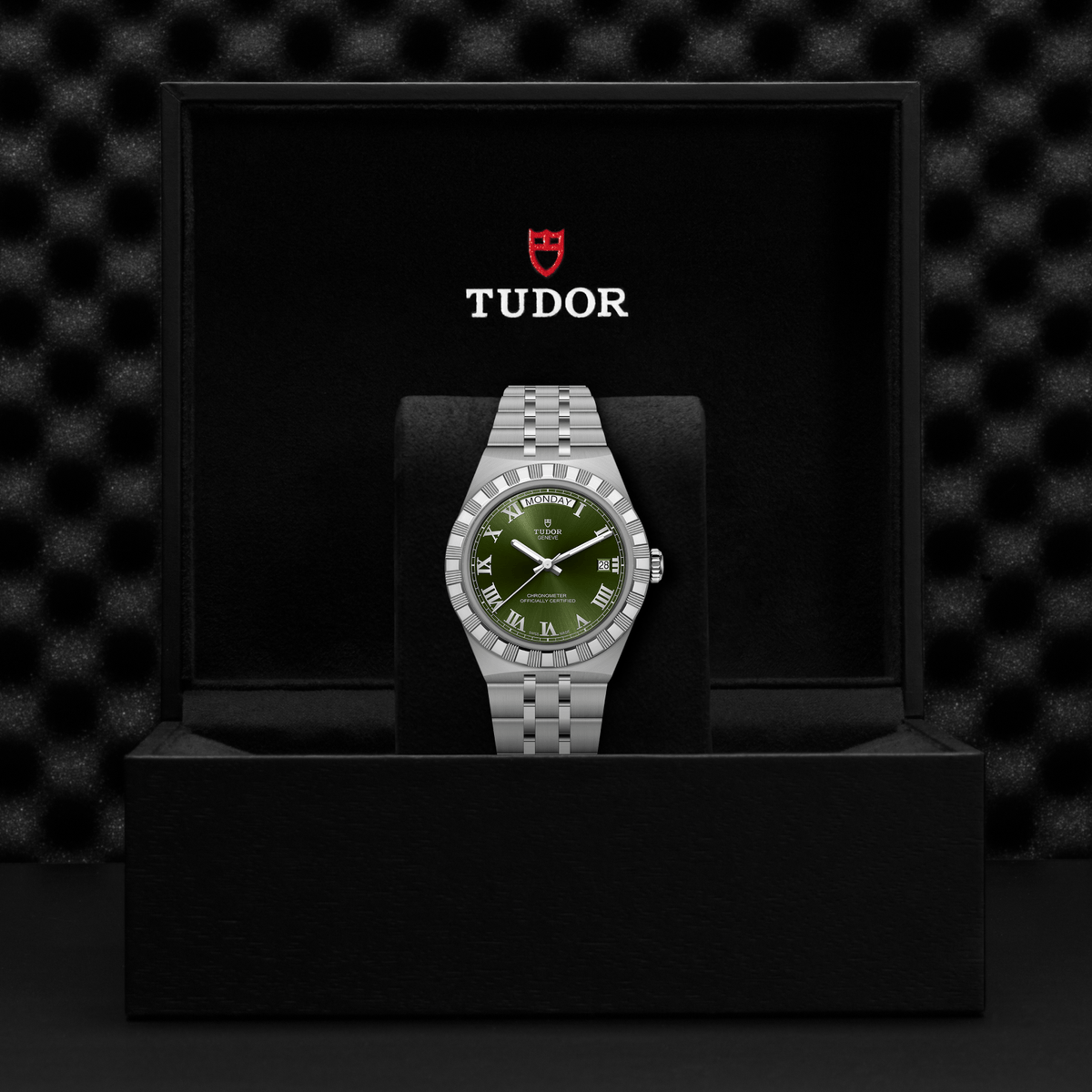 TUDOR Watches - TUDOR ROYAL | Manfredi Jewels
