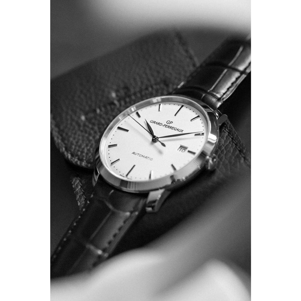 Girard-Perregaux Watches - 1966 40 MM (PRE-ORDER) | Manfredi Jewels