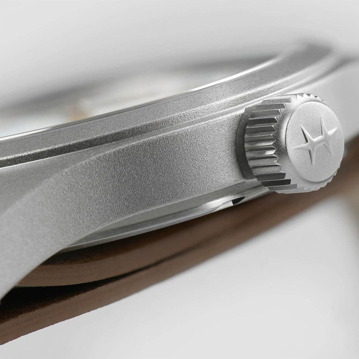 Hamilton Watches - KHAKI FIELD MECHANICAL | Manfredi Jewels