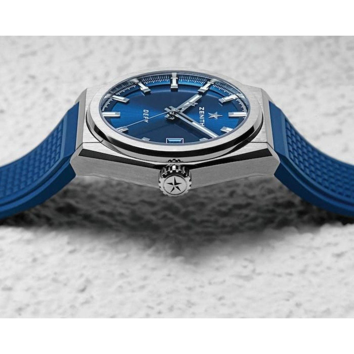 Zenith Watches - DEFY CLASSIC | Manfredi Jewels