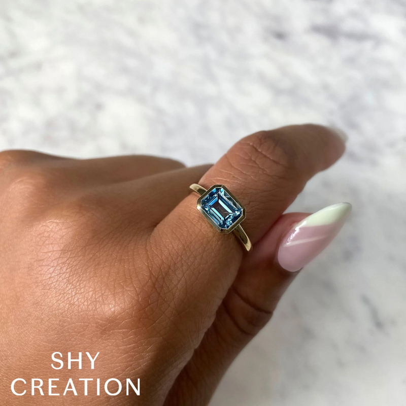 14K Yellow Gold 1.88ct Blue Topaz Ring