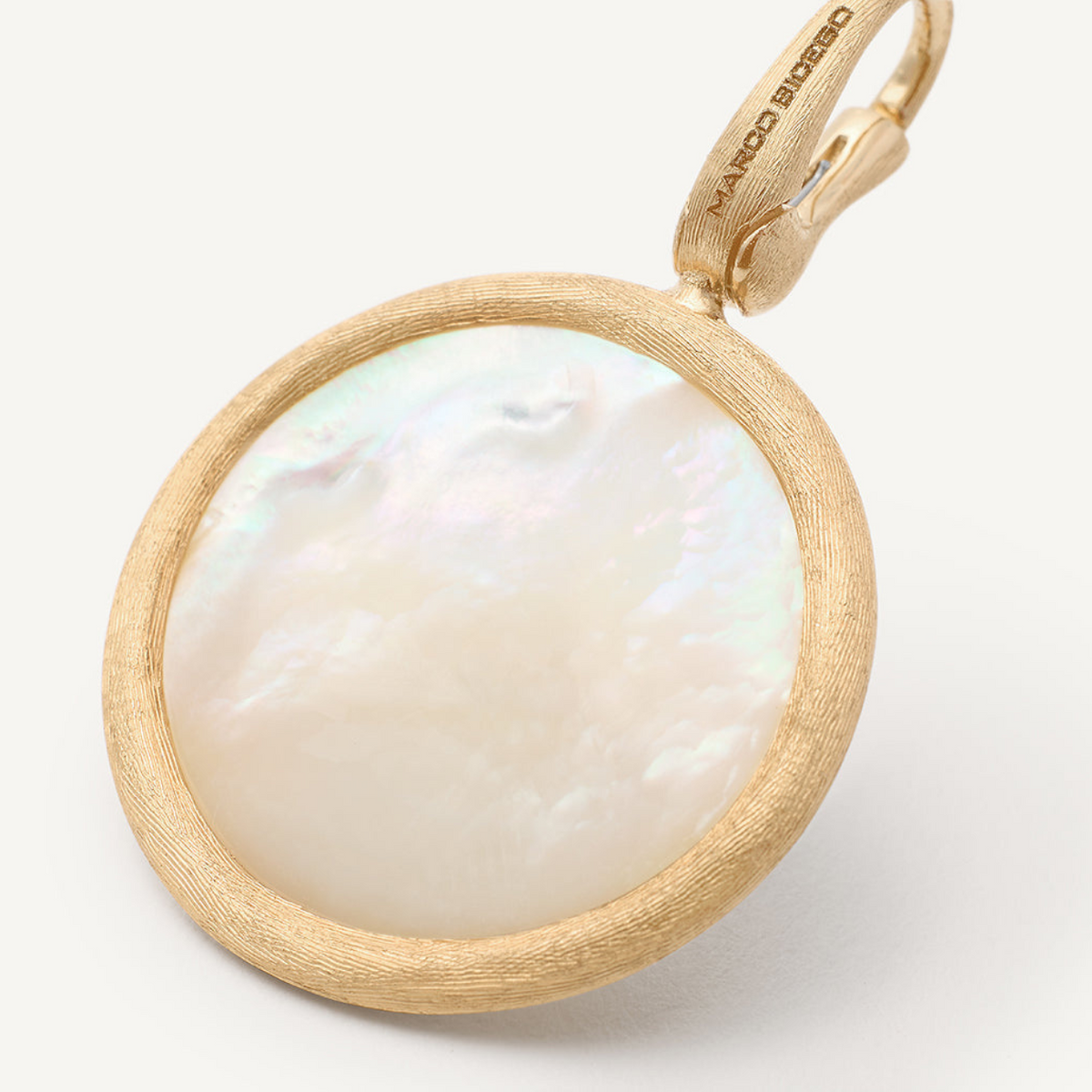 Marco Bicego Jewelry - Jaipur 18K Yellow Gold Mother of Pearl Medium Stackable Pendant | Manfredi Jewels