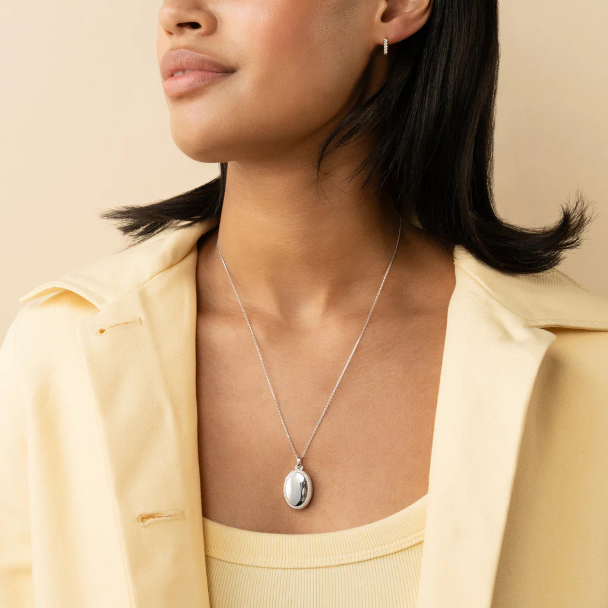 Monica Rich Kosann Jewelry - The Four Image ’Midi’ Sapphire Locket | Manfredi Jewels