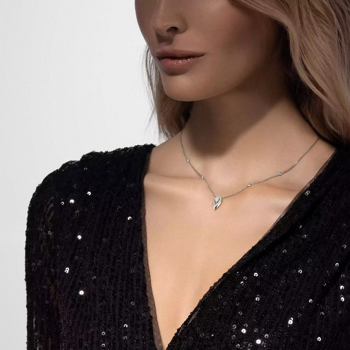 Messika Jewelry - Fiery 18K White Gold & Diamond Necklace | Manfredi Jewels