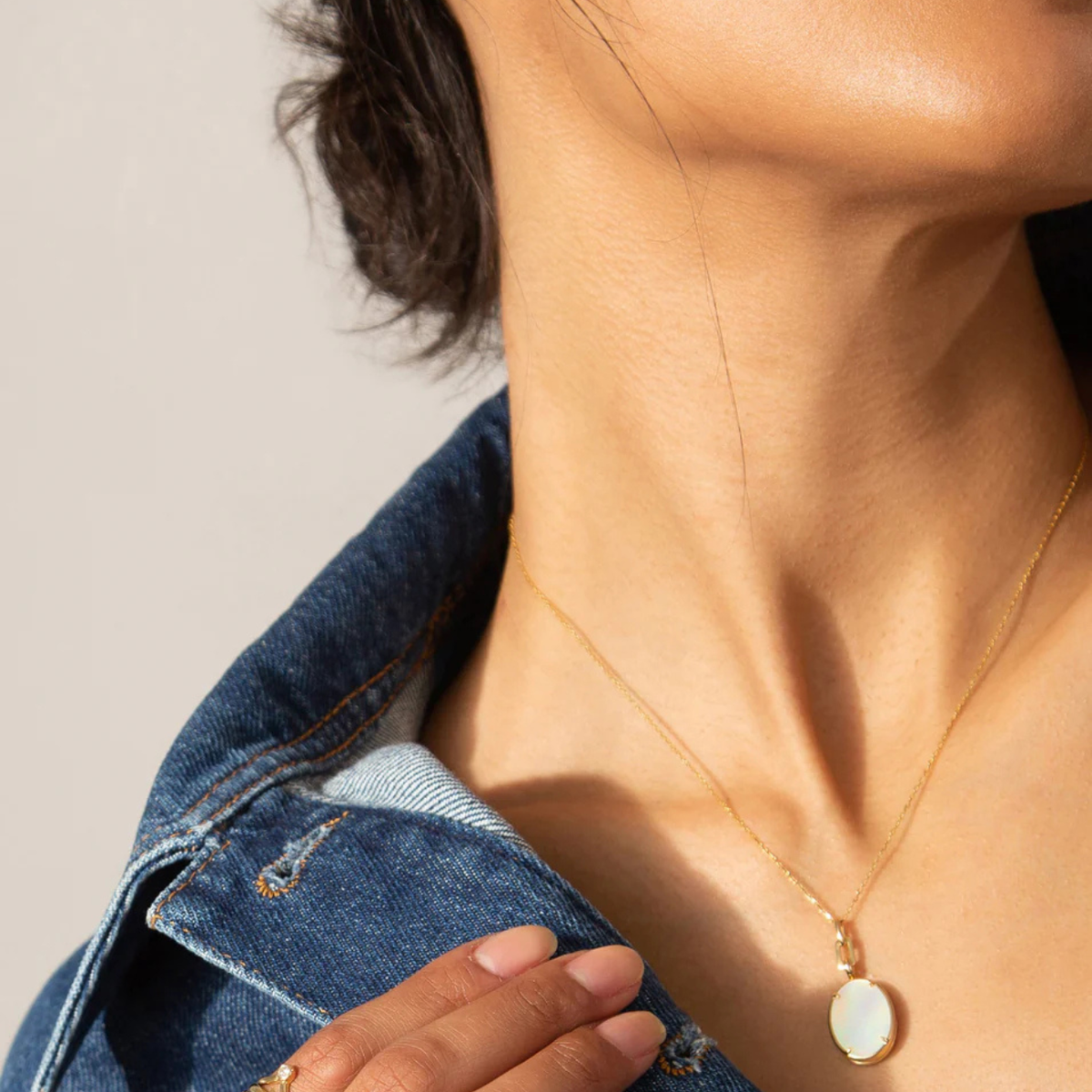 Monica Rich Kosann Jewelry - 18K Yellow Gold ’Elle’ Stone Slim 18K Yellow Gold Locket Necklace | Manfredi Jewels