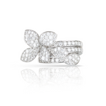 Heart to Earth 18K White Gold Flower & Leaves Pavé Diamond Ring