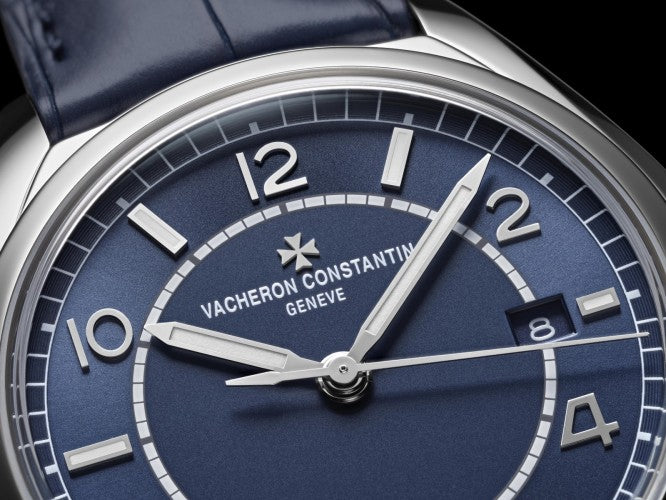 SIHH 19: Shade of blue, New Fiftysix® models