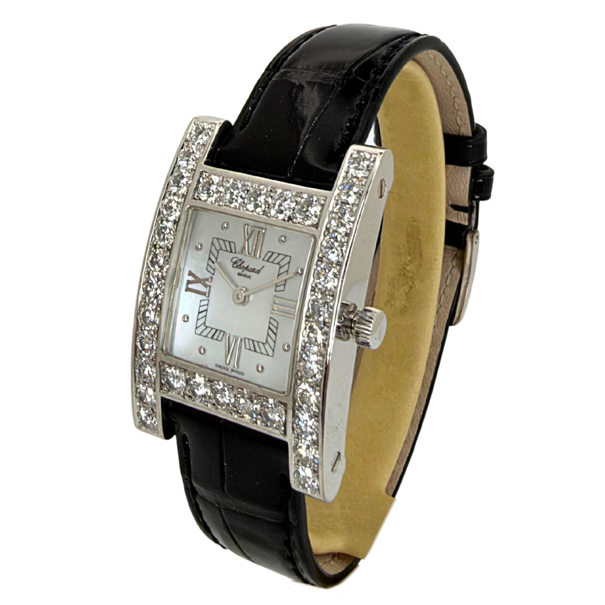 H 18K White Gold Diamond Bezel