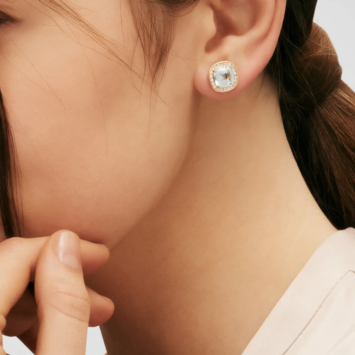 Syna Jewelry - 18K Yellow Gold Blue Topaz & Diamonds Mogul Earrings | Manfredi Jewels
