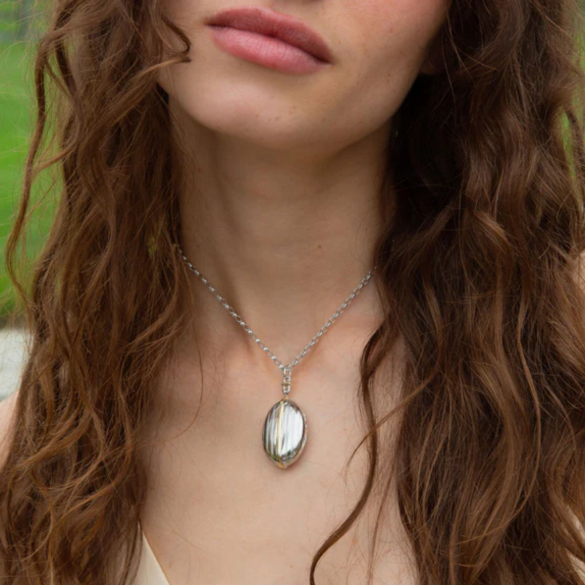 Monica Rich Kosann - Two-Tone Four Image Pinstripe Locket | Manfredi Jewels