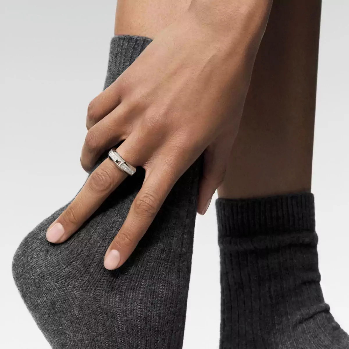 Moderniste 18K White Gold Diamond Pave Ring Medium