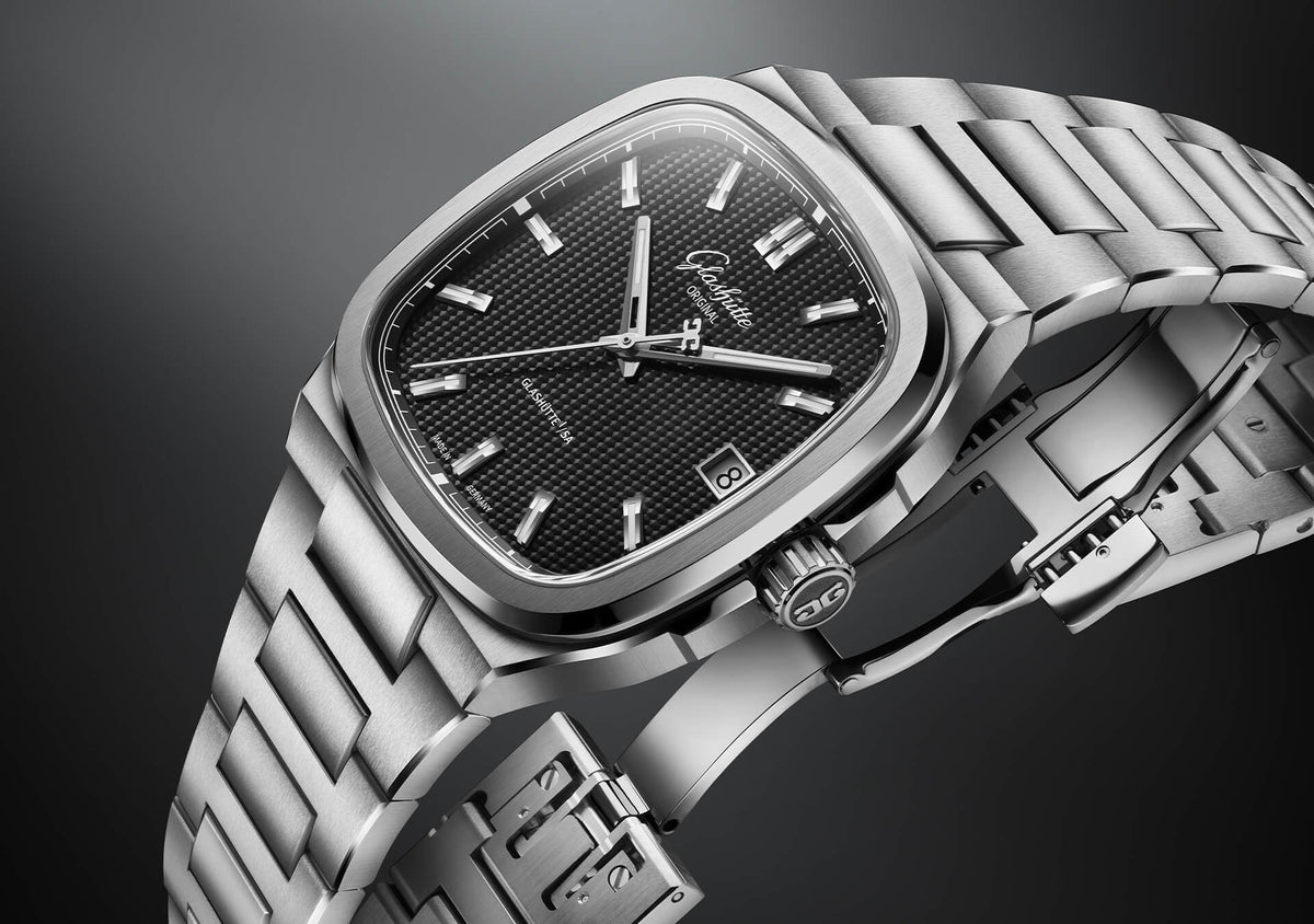 Glashütte Original 70s Vinyl Record Limited Edition 1-36-10-04-02-86 | Manfredi Jewels
