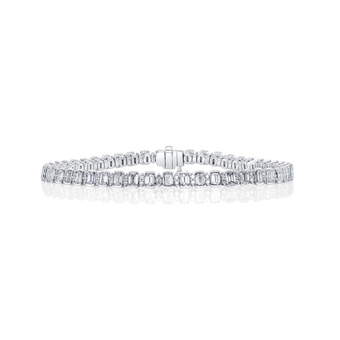 18K White Gold 7-Inch Single Line Diamond Tennis Bracelet with Emerald-Cut and Round Brilliant Diamonds
