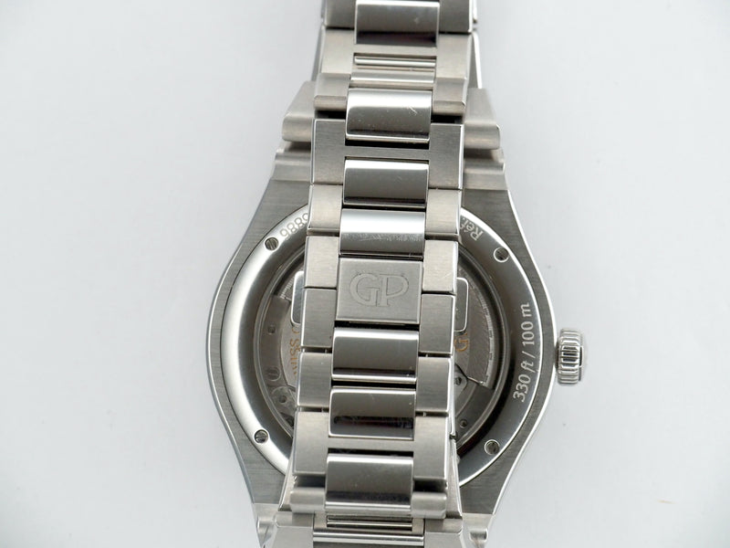 Laureato in Stainless Steel