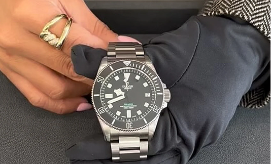 Sell your watch or jewelry directly to Manfredi Jewels