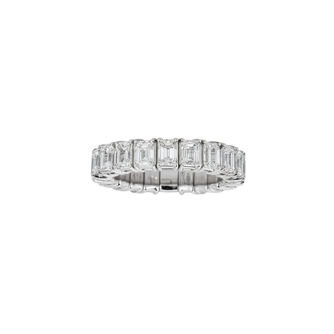Zydo 18K White Gold Stretch Ring with Emerald Cut Diamonds