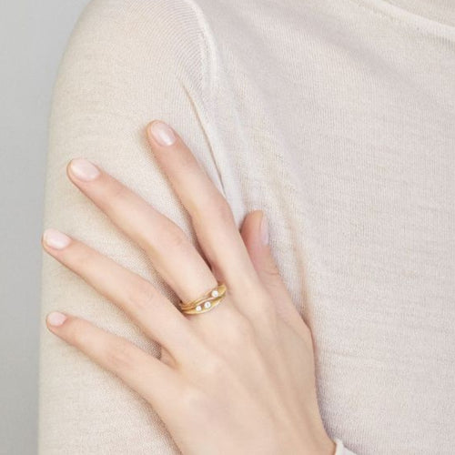 Anna Maria Cammilli Jewelry - Dune 18K Yellow Sunrise Gold Diamond Ring | Manfredi Jewels