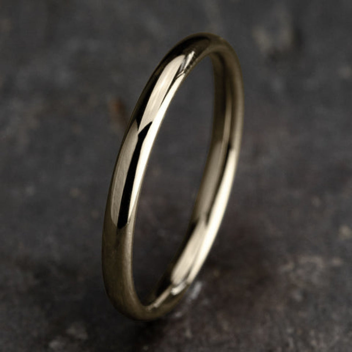 Benchmark Wedding Rings - 18K Yellow Gold Regular Dome Comfort Fit 2.5 Wedding Band Ring | Manfredi Jewels