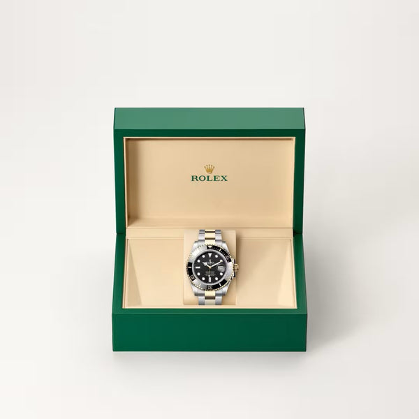 Rolex - Submariner Date | Manfredi Jewels