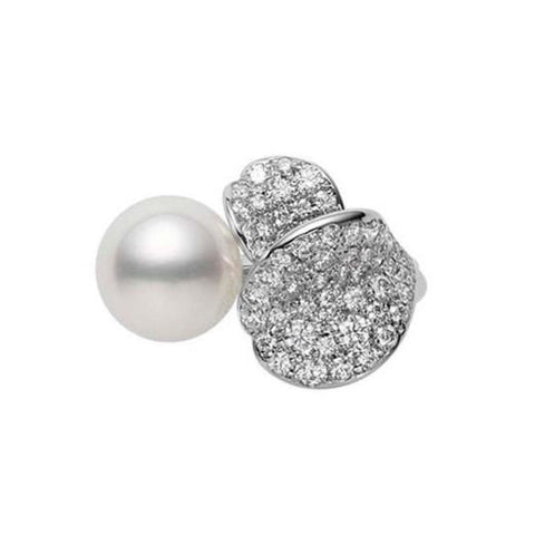 18K White Gold Mikimoto Les Petales Place Vendome Ring