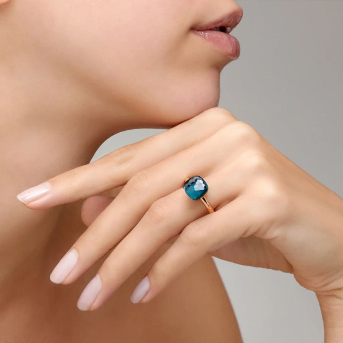 Pomellato Jewelry - Nudo 18K Rose Gold London Blue Topaz Classic Ring | Manfredi Jewels