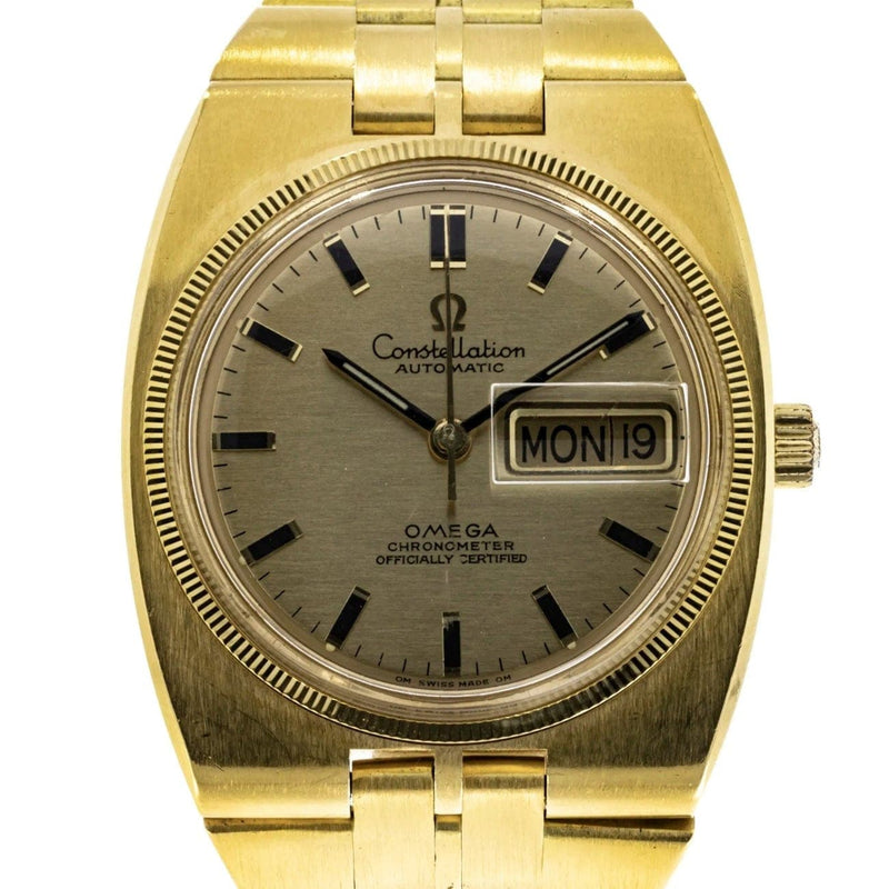 Pre - Owned Omega Watches - Vintage Constellation Day/Date in 18 karat Yellow Gold | Manfredi Jewels