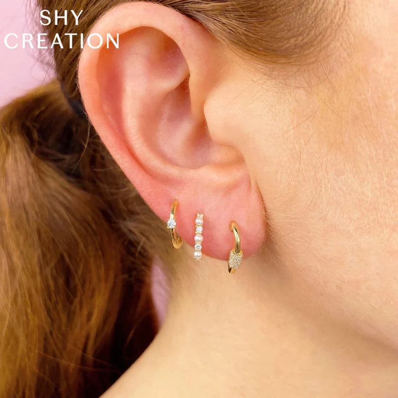 Shy Creation Jewelry - Diamond & Cultured Pearl Huggie 14K Yellow Gold 0.14Ct Earring | Manfredi Jewels