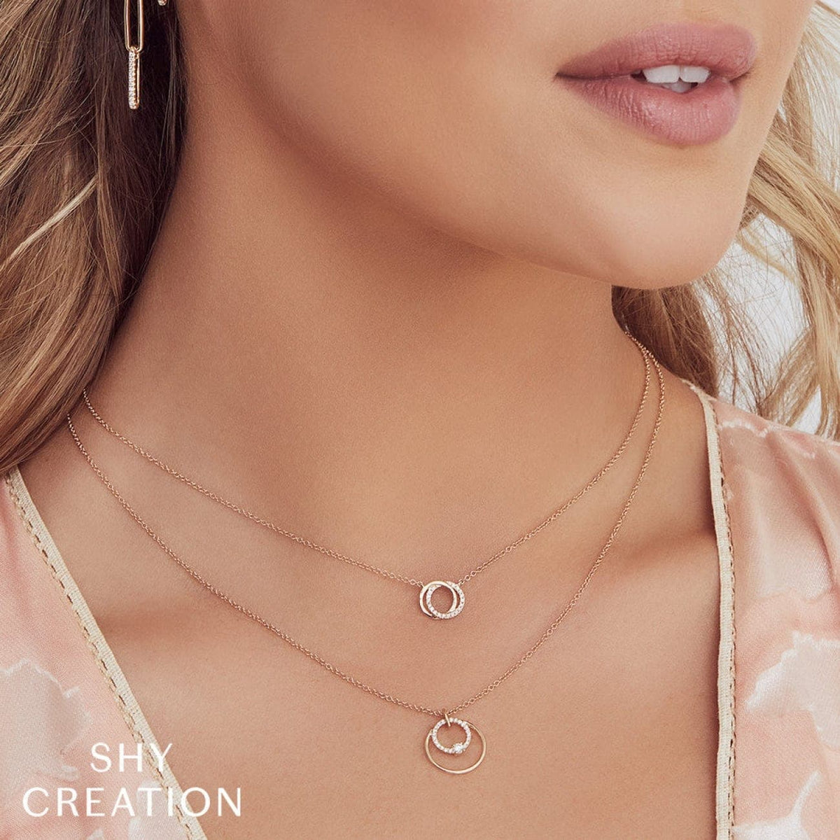 Shy Creation Jewelry - 14K Yellow Gold & Diamond Love Knot Circle Necklace | Manfredi Jewels