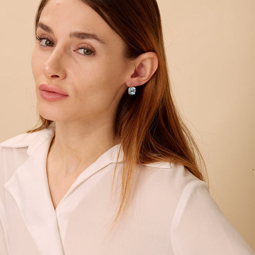 Syna Jewelry - Geometrix 18K Yellow Gold Blue Topaz Cushion Earrings | Manfredi Jewels