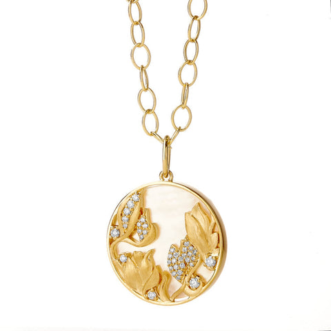 Jardin 18K Yellow Gold Magnolia Mother of Pearl & Diamond Pendant