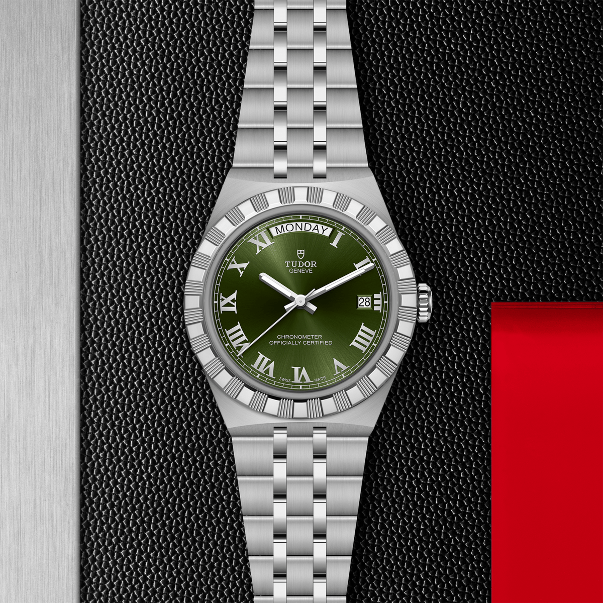 TUDOR Watches - TUDOR ROYAL | Manfredi Jewels