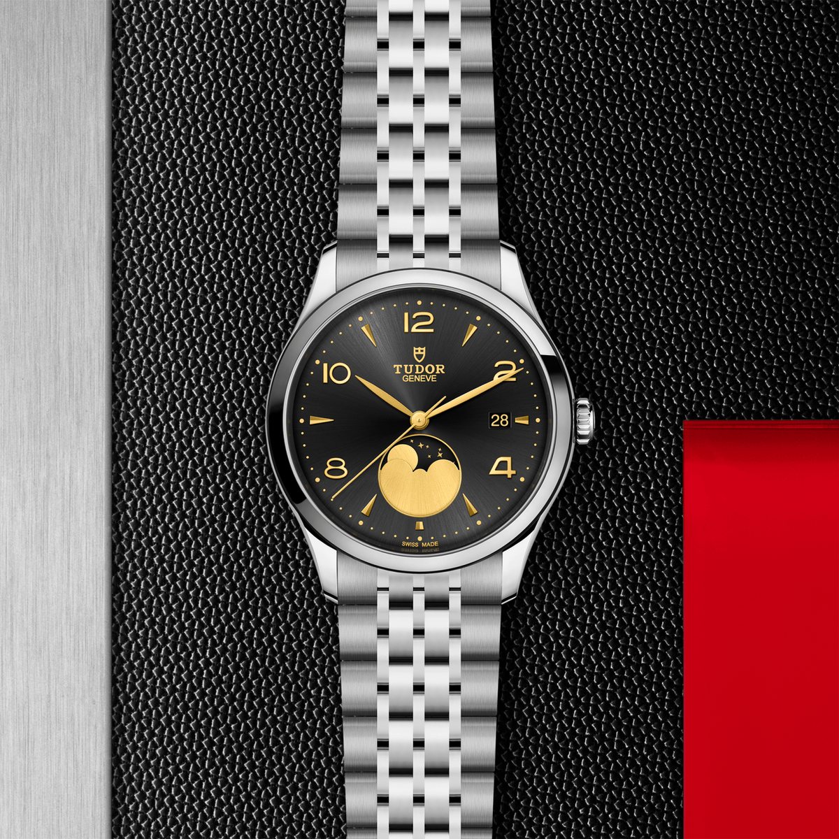 TUDOR Watches - TUDOR 1926 LUNA | Manfredi Jewels