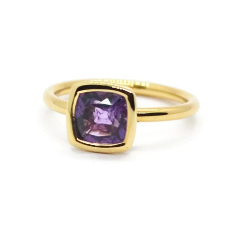 Gaia - Small Stackable Ring with Amethyst, 18k Yellow Gold