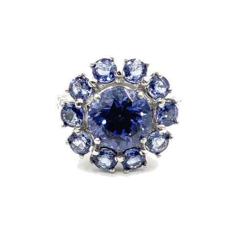 18k White Gold Sapphire Floral Ring