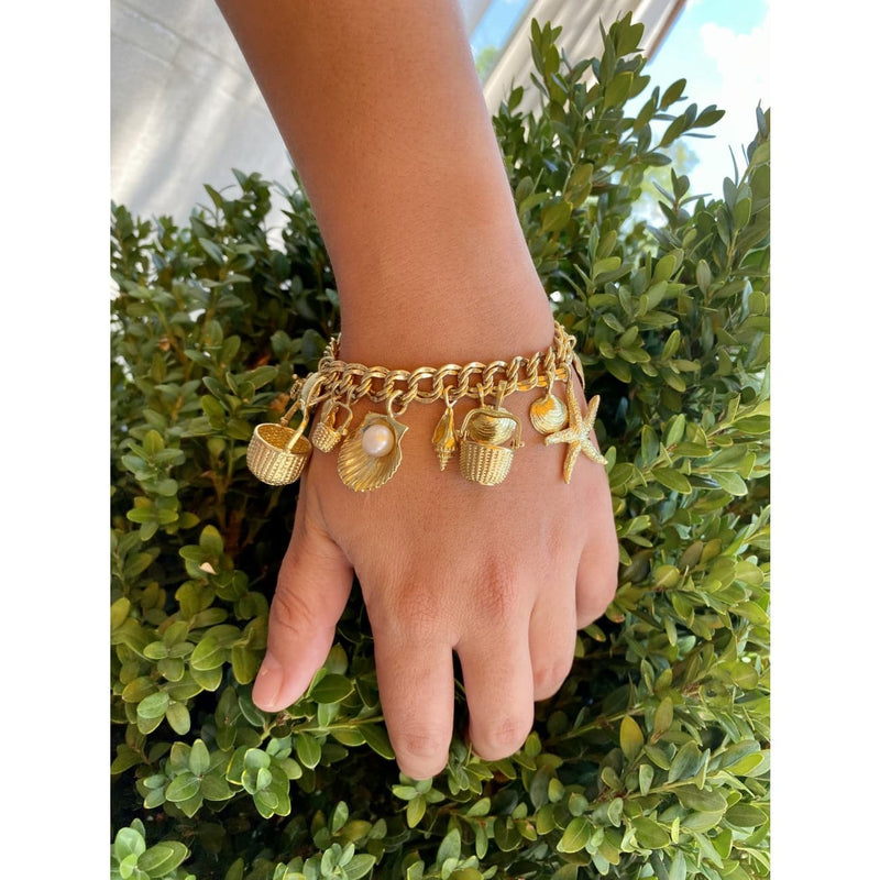 Estate Jewelry 18k Yellow Gold Diana Kim England Charm Bracelet