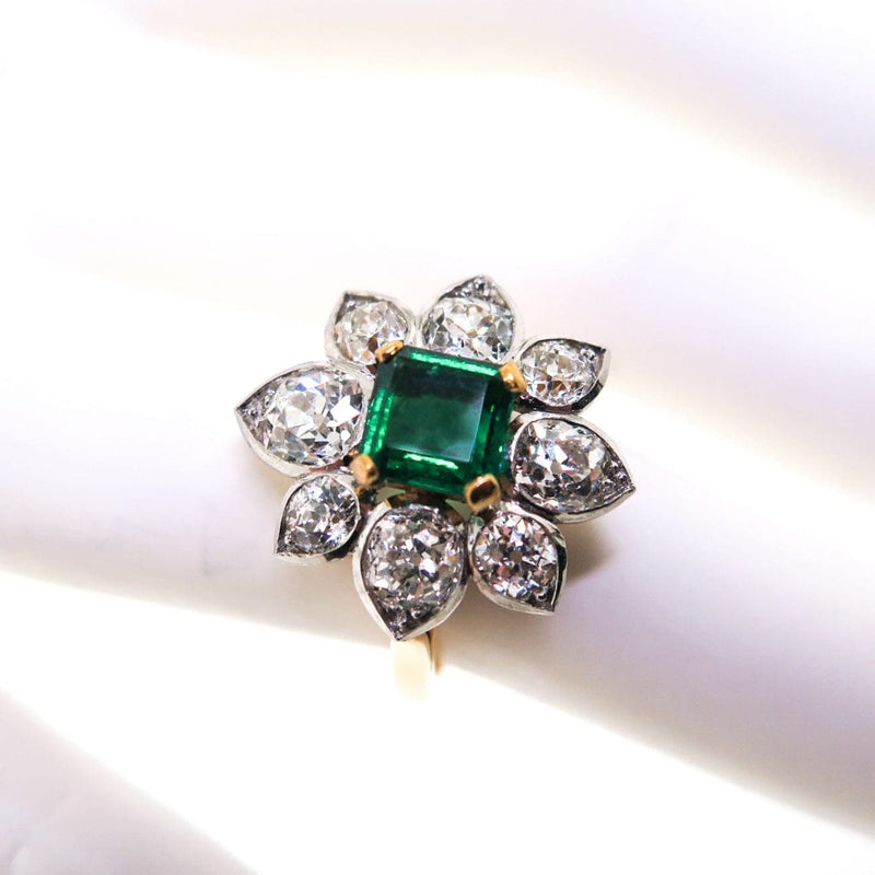 Estate Jewelry - Emerald & Diamond Flower Ring | Manfredi Jewels