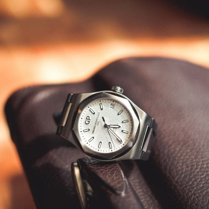 Girard - Perregaux New Watches - LAUREATO 42MM | Manfredi Jewels