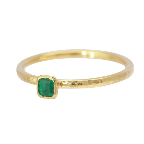 Stackable ring with square emerald
